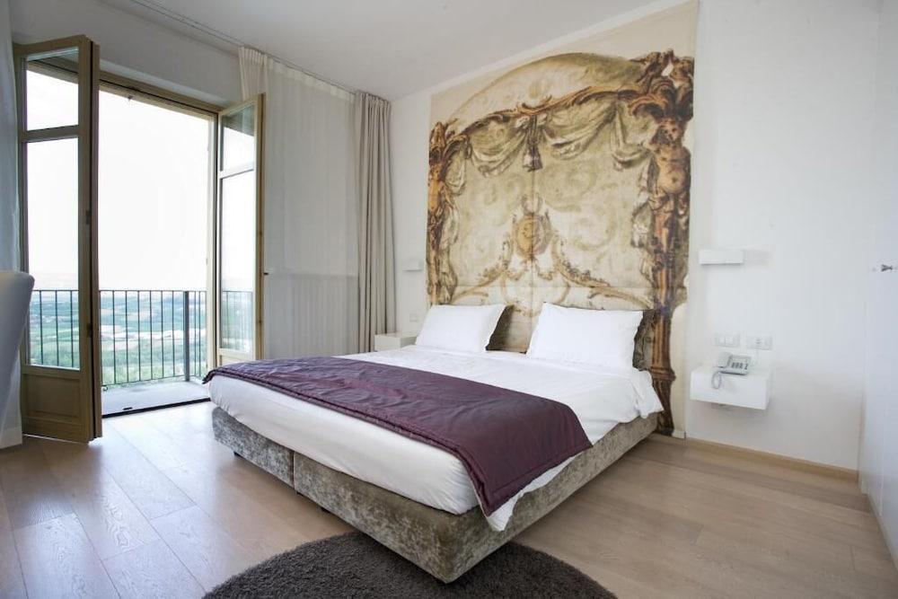 Hotel Castello Di Santa Vittoria Santa Vittoria d'Alba Экстерьер фото